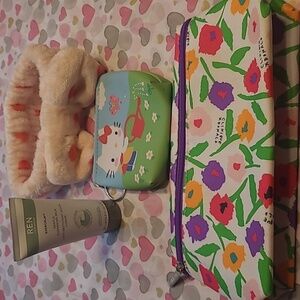 Clinique Floral Cosmetic Bag with Accessories You Will Get 4 Pieces